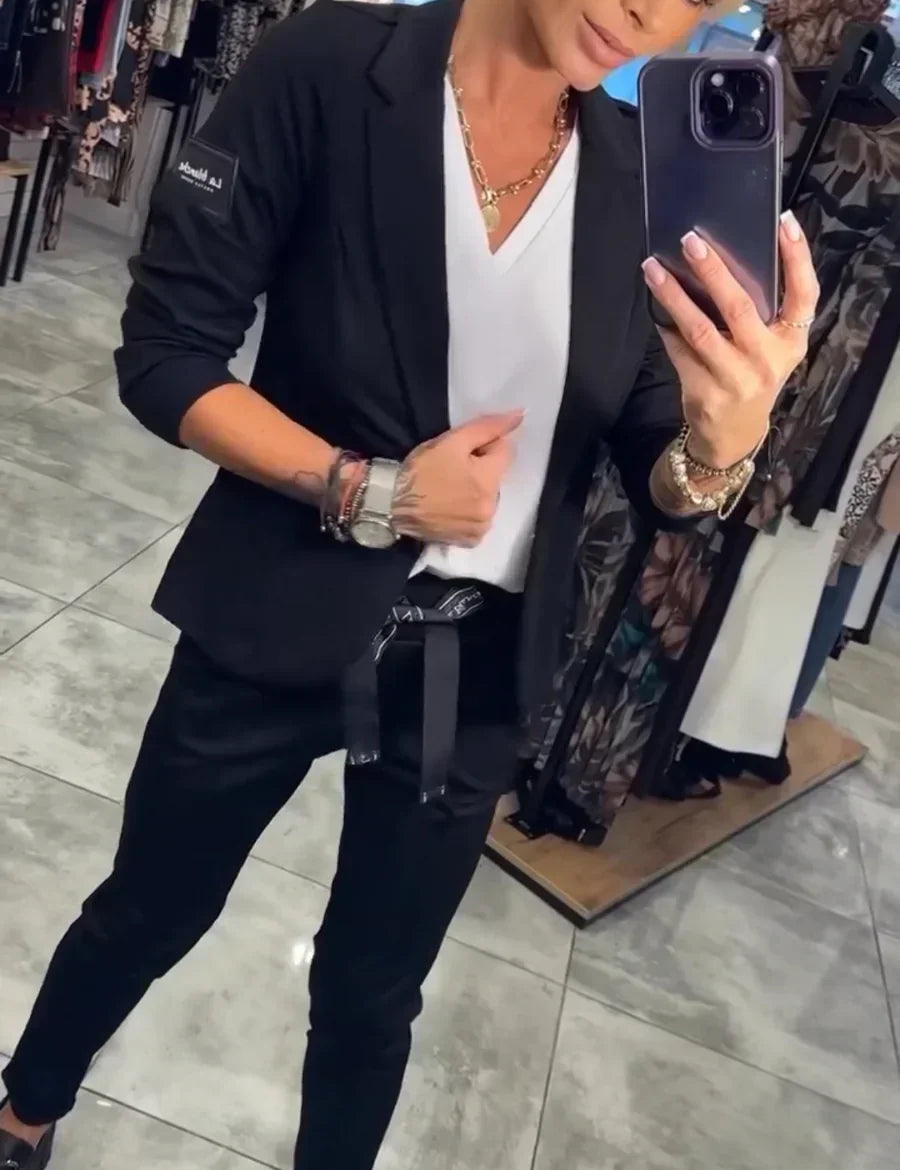 Adriana - Conjunto elegante