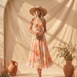 Aurora | Vestido com Halter e Padrão Aquarela