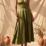 Liora | Vestido Midi Elegante Sem Alças
