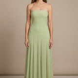 Vestido Almudena | Elegância Sofisticada que Estiliza com Delicadeza